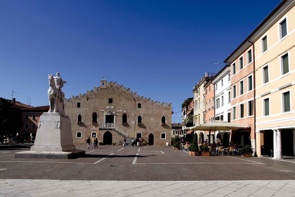 Piazza centrale Portogruaro